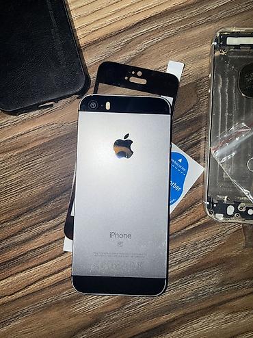 Apple iPhone: IPhone SE, Б/у, 128 ГБ, Space Gray, Защитное стекло, Кабель, Чехол, 100 % — 15