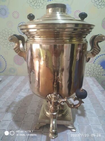 samovar mis: Antik samovar qədimi üzərində 27 medalyon var tam işlək vəziyyətdə