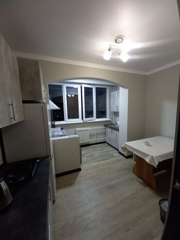 долгосрочные квартиры ак босого: 3 бөлмө, Менчик ээси, Чогуу жашоо менен, Толугу менен эмереги бар