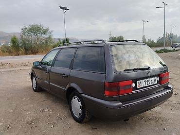 Volkswagen: Volkswagen Passat Variant: 1994 г., 1.8 л, Механика, Бензин, Универсал — 16