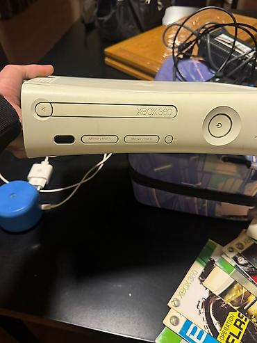 xbox satış: Xbox 360 oyun konsolu – tam set Xüsusiyyətlər: - Model: Xbox 360 — 3