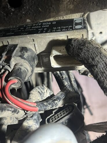 Двигатели, моторы и ГБЦ: Бензиновый мотор Volkswagen 1.6 л, Оригинал — 9