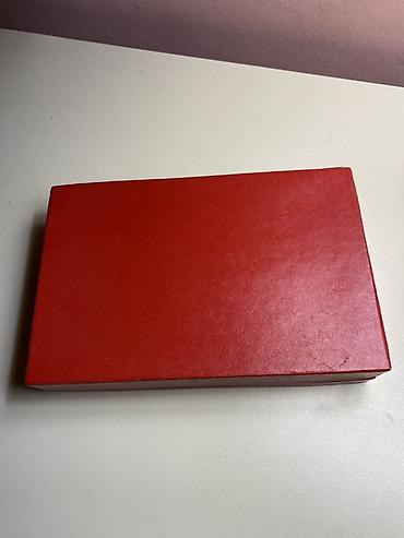 qab qasiq: 6 ədəd qaşıq dəsti – qutuda - Material: metal (sapın arxa hissəsində — 2
