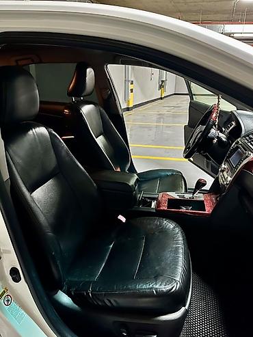 Toyota: Toyota Camry: 2.5 l | 2013 il Sedan — 15