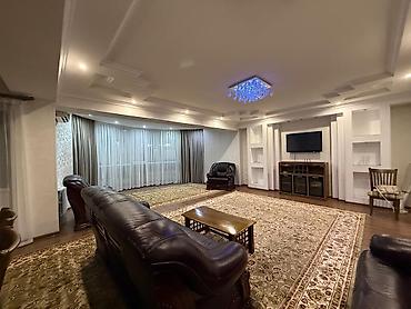 🏡 Сдаётся 4-комнатная квартира на длительный срок 📍 Район: Парк