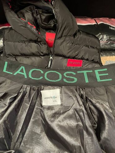 Jakne za prelazni period: Muške jakne za jesen tanji S,M,L,XL,XXL veličine za 5500 din
pb — 1