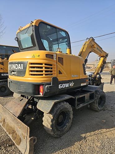 Hyundai: Hyundai : 2020 г., 2.5 л, Автомат, Дизель, Фургон — 4