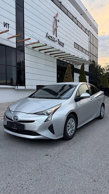 приус 2017: Toyota Prius: 2017 г., Гибрид, Хэтчбэк — 10
