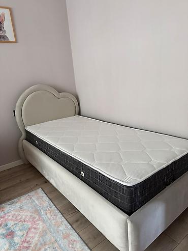 dosek satisi: 90-200 tek neferlik carpayidir. Ideal durumdadir. Matrazsiz satilir — 3