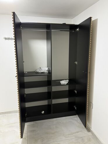 Salon, tibbi mebel dəsti: Gözəllik studiyası üçün mebel dəsti Tərkib: - Resepsiyon masası — 7