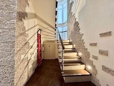 Продажа коттеджей и домов: Продаётся двухэтажный дом в востребованном районе по первой линии — 8