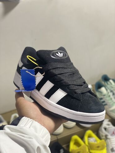 Кроссовки и спортивная обувь: Кеды Adidas Campus (оригинальная линейка Originals) - Материал верха — 3