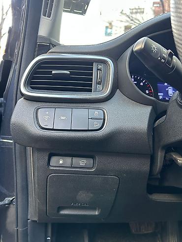 Kia: Kia Sorento: 2019 г., Кроссовер — 11