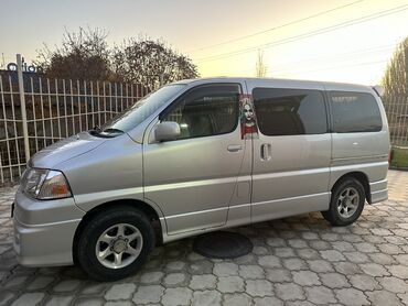 обмен с моей доплатой: Toyota Grand Hiace: 2002 г., 3.4 л, Автомат, Газ, Минивэн