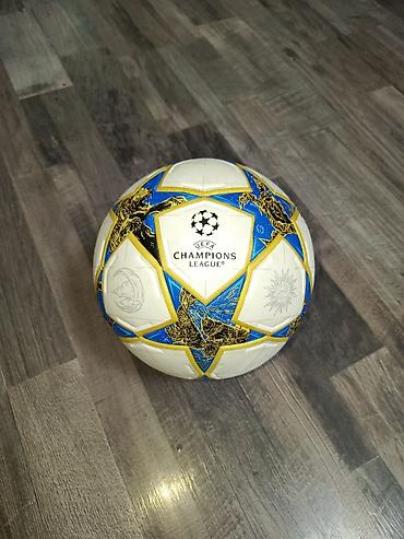 UEFA çempionlar liqası topu tikişsiz