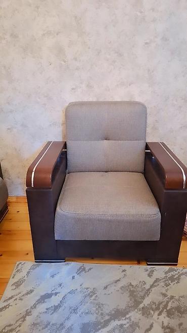 Digər mebel: Divan və kreslo 70 Azn .Her iksi bazalıdır.Unvan Bakı — 3
