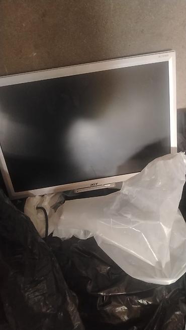 dvd camera: Acer masaüstü kompüter seti - Sistem bloku: Acer Aspire seriyası - Ön — 2