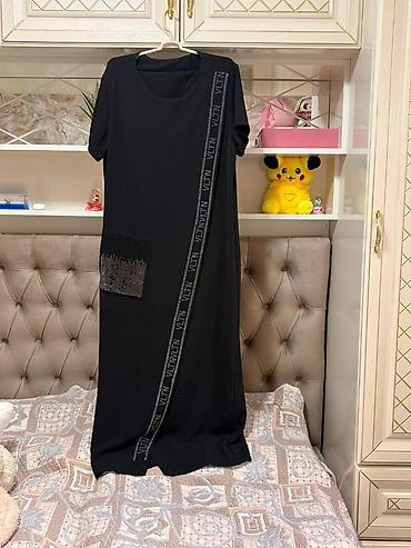 valentino: Qara rəngli rahat uzun paltar - Model: qısaqollu, dairəvi yaxalı - — 1