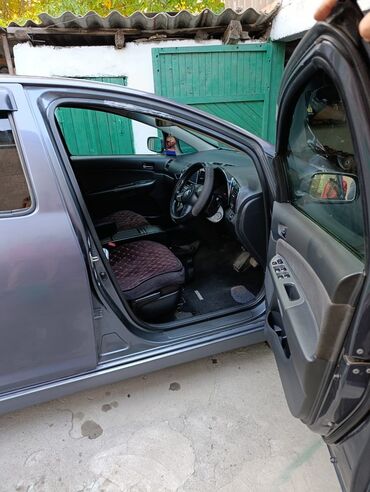 Toyota: Toyota WISH: 2003 г., 1.8 л, Автомат, Бензин, Минивэн at lalafo.kg — 4 Toyota: Toyota WISH: 2003 г., 1.8 л, Автомат, Бензин, Минивэн — 4