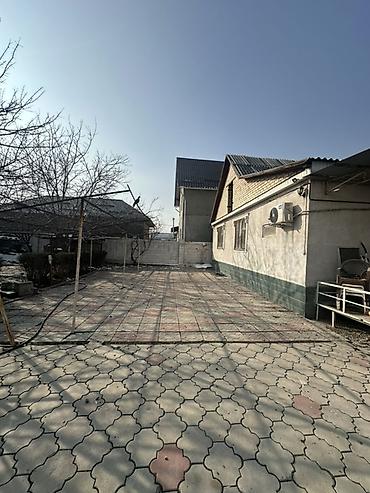 Продажа коттеджей и домов: Сдается просторный участок с домом и большим внутренним двором. Со at lalafo.kg — 3 Продажа коттеджей и домов: Сдается просторный участок с домом и большим внутренним двором. Со — 3