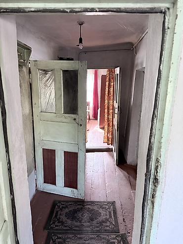 Недвижимость: 70 м², 3 комнаты — 3