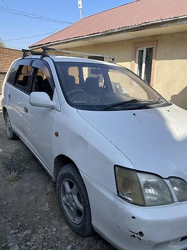 Toyota Gaia: 2000 г., 2 л, Автомат, Газ, Минивэн