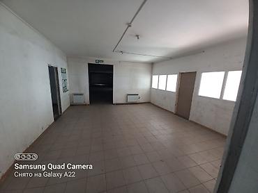 Аренда складов и мастерских: Сдается офис. 294м кв. 600с. кв.м Находится на первой линии по Ден — 2