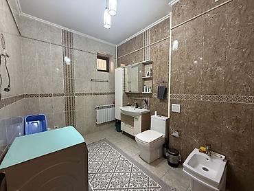 Продажа коттеджей и домов: Продается дом в районе Карла-Маркса/Анухбаева !✨ ▪️Широкая (тихая) — 21