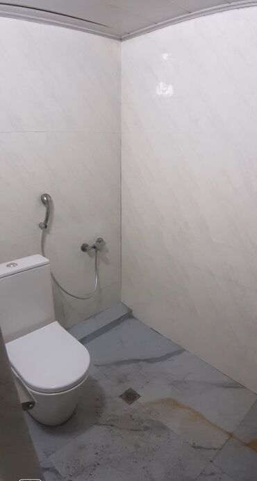 Ofislər: Obekt icarə wəhərin mərkəzində təmirdən təzə cixan arxitiktur binada 2 — 2