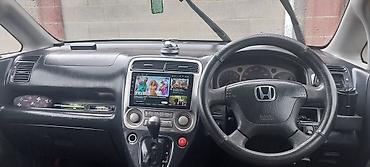 tourer v салон: Honda : 2002 г., Автомат, Хэтчбэк — 1