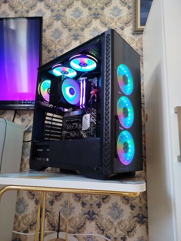 Digər ehtiyat hissələri: Keys - DeepCool Matrexx 55 + 6 eded ARGB fann. Keysin 2 terefi susedi