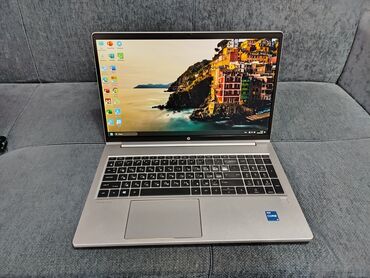 маленькие наушники для компьютера: Ноутбук, HP, 32 ГБ ОЗУ, Intel Core i5, 15.6 ", Б/у, Для работы, учебы, память SSD