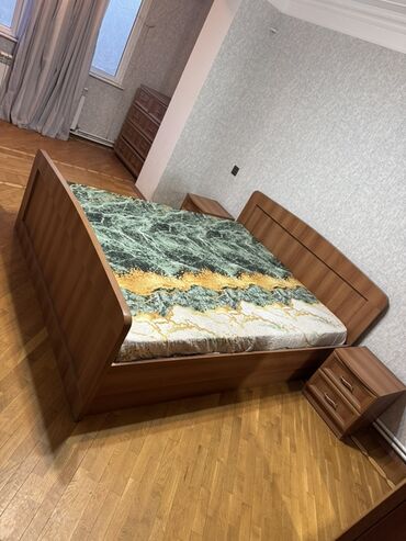 Qonaq otağı dəstləri: Masa və oturacaqlar — 12