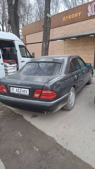 Mercedes-Benz: Mercedes-Benz : 1996 г., 2.8 л, Автомат, Бензин, Седан