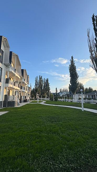 Продажа квартир: 2 комнаты, 51 м², 2 этаж, Евроремонт — 10