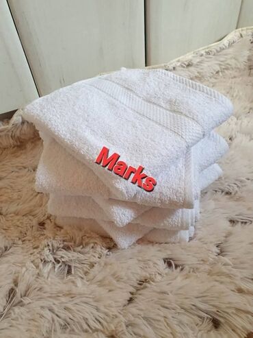 Ostalo: 💯🔝Pamucni peskiri jednobojni🔝💯 Dimenzije peskira : 50x90 Cena: Paket — 12