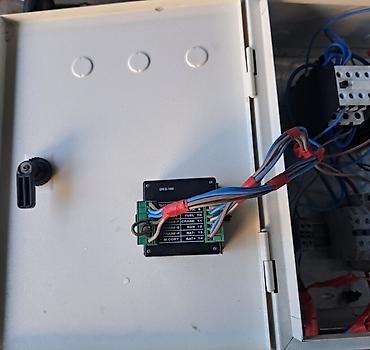 8 mart sekilleri yukle: 7 KVA dizel Generator işıq yanıb sönərkər generator özü avtomatik işə — 5