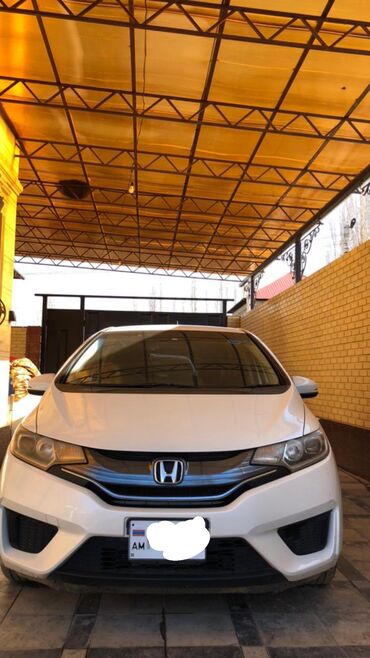 ош хонда фит: Honda Fit: 2016 г., 1.5 л, Автомат, Гибрид