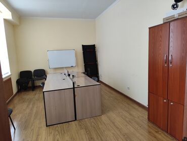 недорогие офисы в аренду: Сдаю Офис, 21 м², В административном здании