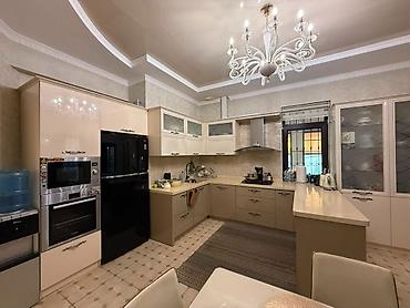 Продажа коттеджей и домов: 6 комнат, 235 м², 7 соток, Бишкек, Кок-Жар мкр Агентство недвижимости — 6