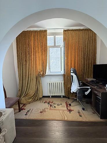 3х комн кв: 🏡 Продаётся просторная 3-комнатная квартира! + сушилка 📍 Район — 8