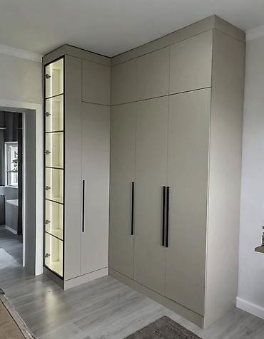 dəhliz dolabi: Künc üçün modern qonaq otağı/dəhliz şkafı - Dizayn: Minimalist, mat — 1