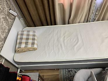 bunk bed: Односпальная кровать, Новый, С матрасом, длина - 200 см — 1
