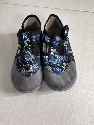 chloe papuce: Indoor slippers, Size - 28 at lalafo.rs chloe papuce: Indoor slippers, Size - 28