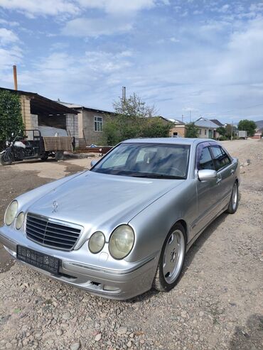 4 тактный: Mercedes-Benz E 430: 2001 г., 4.3 л, Автомат, Бензин, Седан