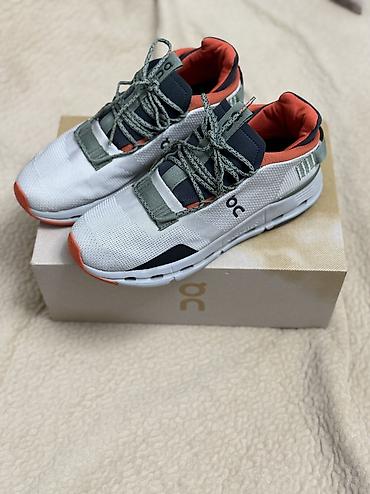 flying sneaker: Продаю кроссовки On cloud
Размер 42

цена 3500 — 2