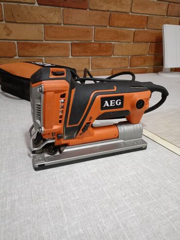маятниковая пила: Электролобзик AEG PST 500 X - Питание: 220–240 В, 50/60 Гц, 2,0 А -