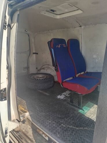 Volkswagen: Volkswagen : 2007 г., 2.5 л, Механика, Дизель, Фургон — 7