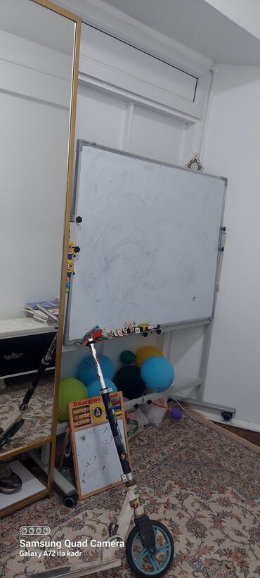 lovhe satilir: Lövhə koclə elaqeli satilir