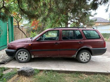 Volkswagen: Volkswagen Golf: 1994 г., 1.8 л, Механика, Бензин, Универсал